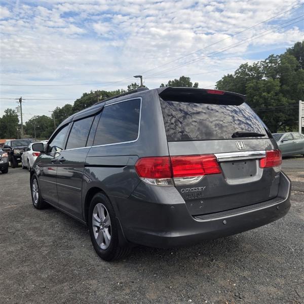 Honda Odyssey Touring 2010