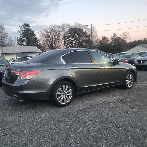 Honda Accord EX-L V6 Sedan AT 2012