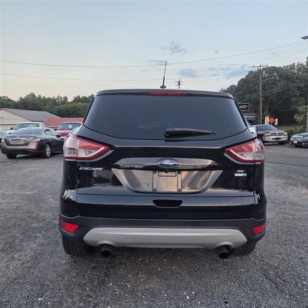 Ford Escape SE 4WD 2014