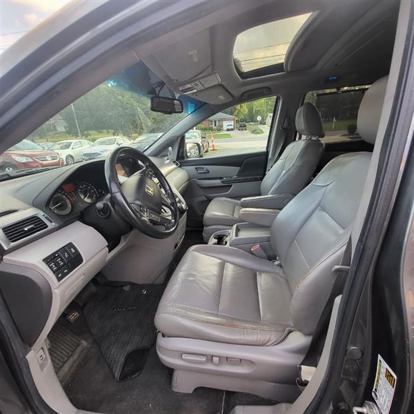 Honda Odyssey Touring 2012