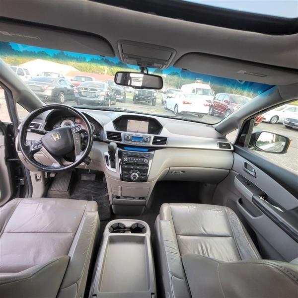 Honda Odyssey Touring 2012