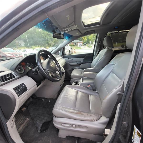 Honda Odyssey Touring 2012