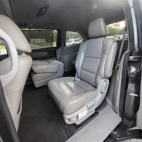Honda Odyssey Touring 2012