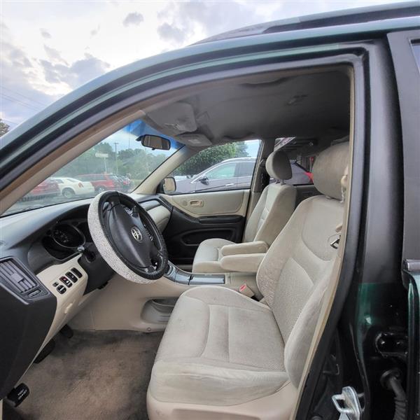 Toyota Highlander  2003