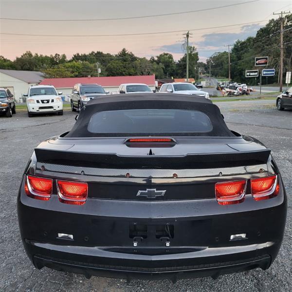 Chevrolet Camaro Convertible 1LT 2011
