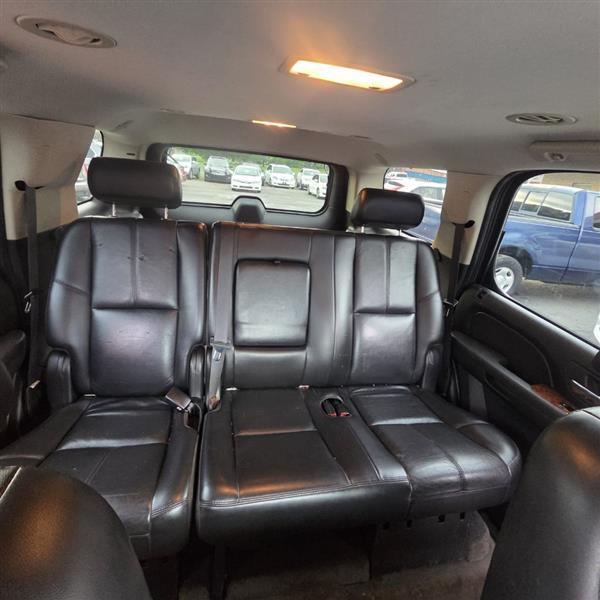 Chevrolet Tahoe LT1 2WD 2007