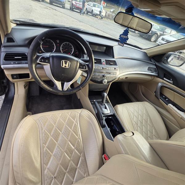 Honda Accord EX-L Coupe AT 2009