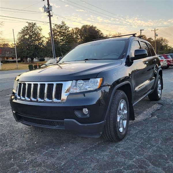 Jeep Grand Cherokee Laredo 2WD 2011