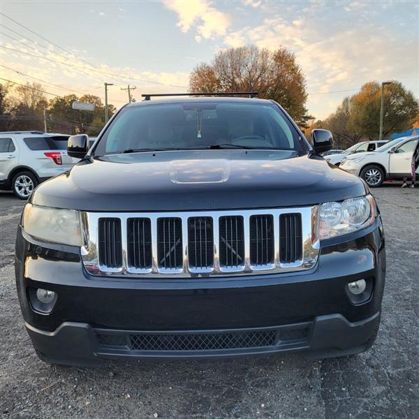 Jeep Grand Cherokee Laredo 2WD 2011