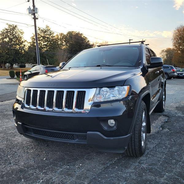 Jeep Grand Cherokee Laredo 2WD 2011