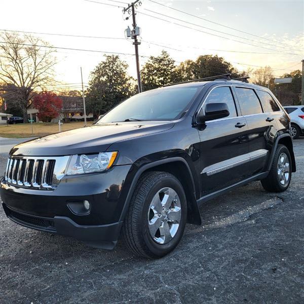 Jeep Grand Cherokee Laredo 2WD 2011