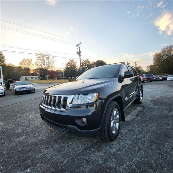 Jeep Grand Cherokee Laredo 2WD 2011