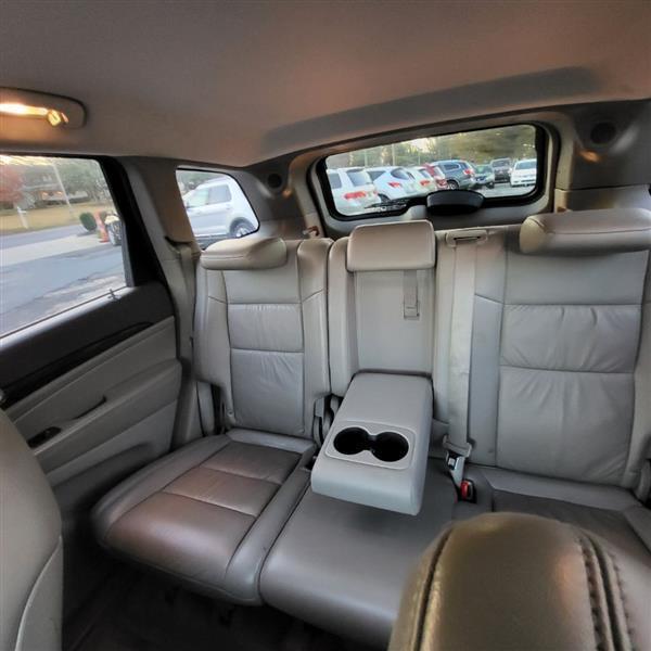 Jeep Grand Cherokee Laredo 2WD 2011