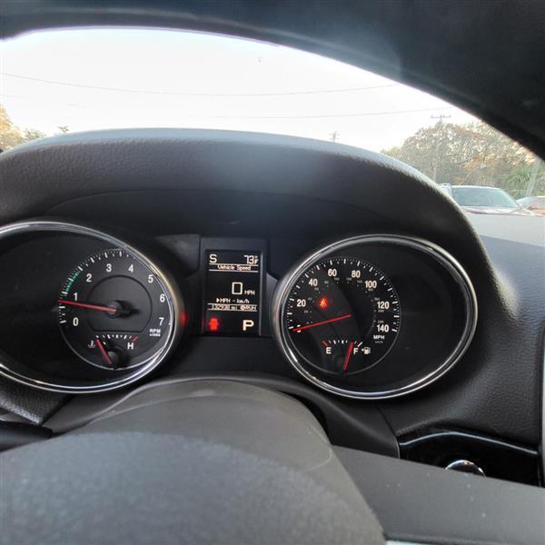 Jeep Grand Cherokee Laredo 2WD 2011