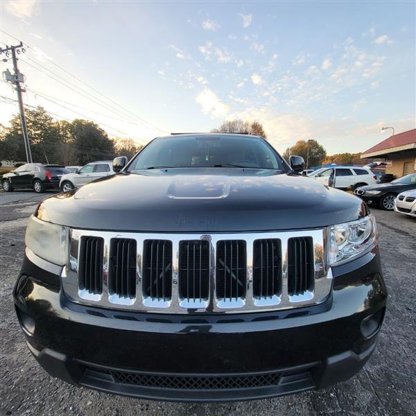 Jeep Grand Cherokee Laredo 2WD 2011