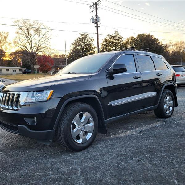 Jeep Grand Cherokee Laredo 2WD 2011