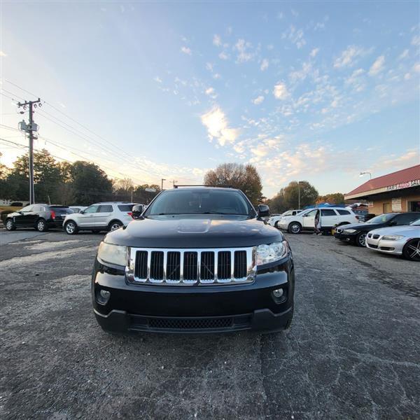 Jeep Grand Cherokee Laredo 2WD 2011