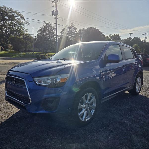 Mitsubishi Outlander Sport ES 2WD 2015