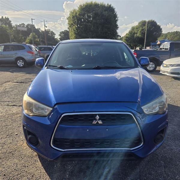 Mitsubishi Outlander Sport ES 2WD 2015