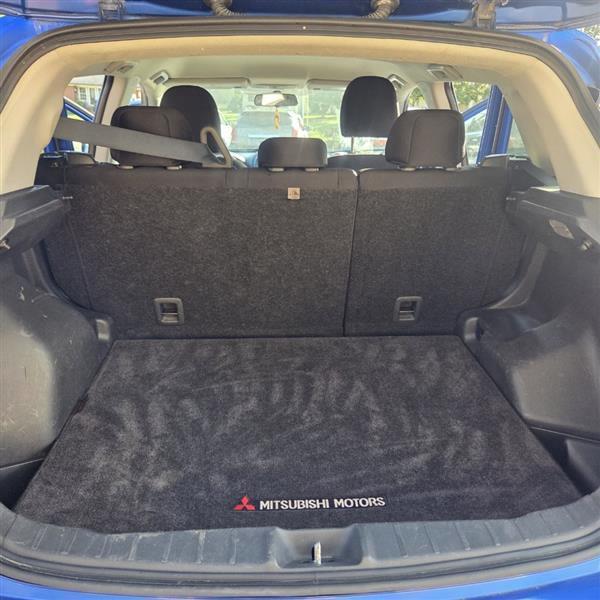 Mitsubishi Outlander Sport ES 2WD 2015