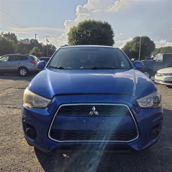 Mitsubishi Outlander Sport ES 2WD 2015