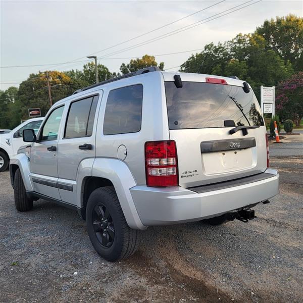 Jeep Liberty Sport 4WD 2012