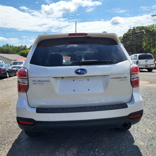 Subaru Forester 2.5i Touring 2014