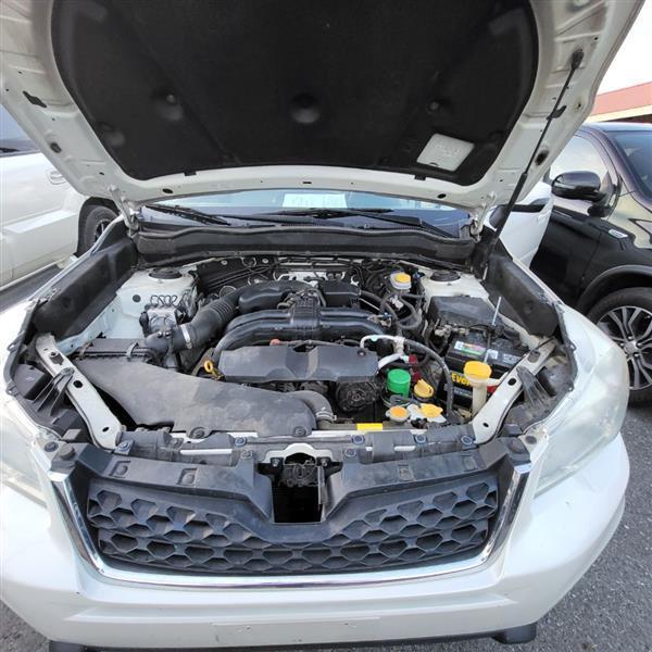 Subaru Forester 2.5i Touring 2014