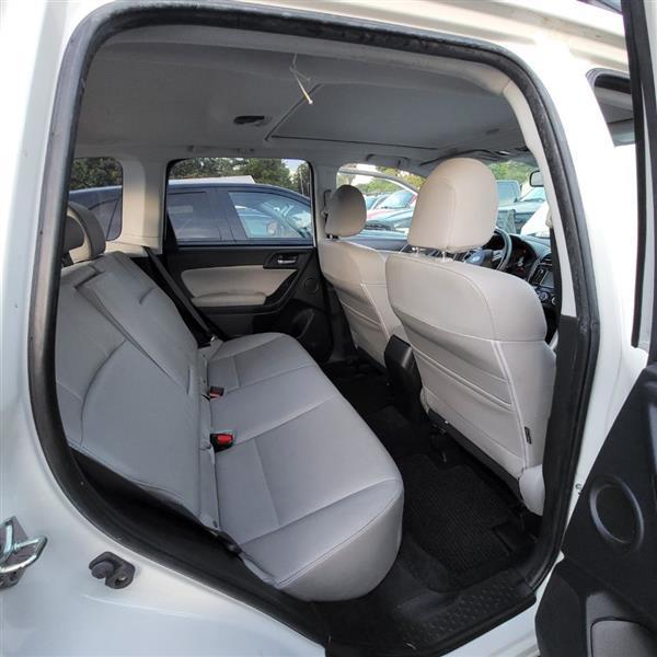 Subaru Forester 2.5i Touring 2014