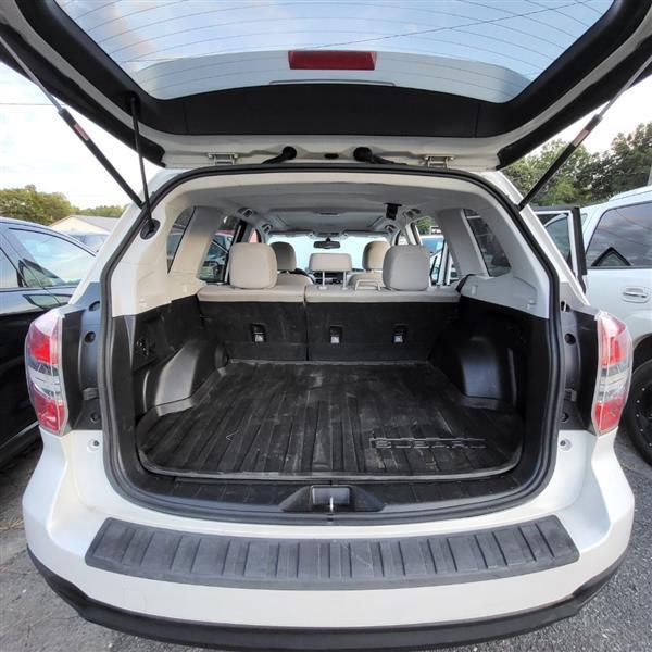 Subaru Forester 2.5i Touring 2014