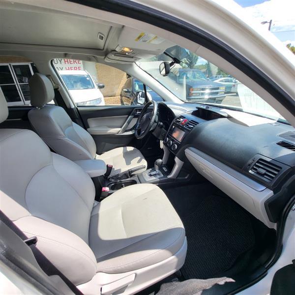 Subaru Forester 2.5i Touring 2014