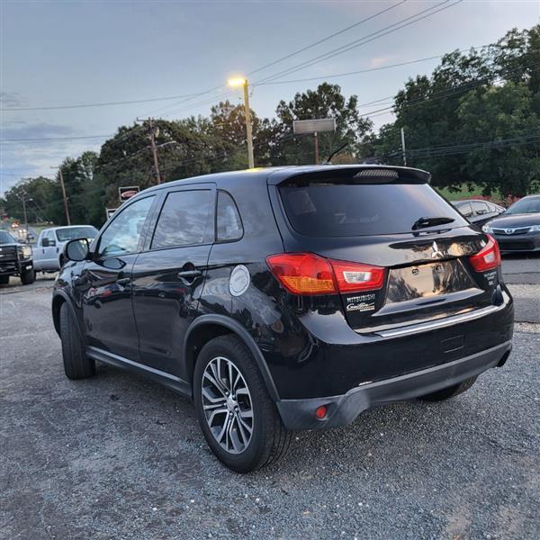 Mitsubishi Outlander Sport 2.4 ES 4WD CVT 2016