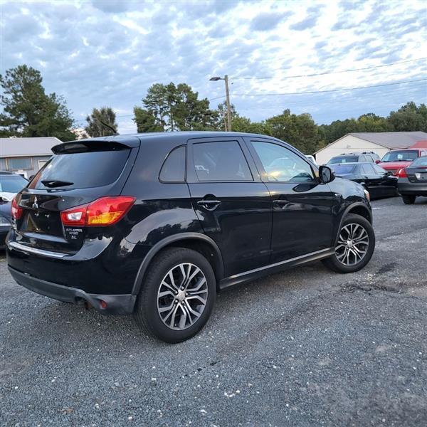 Mitsubishi Outlander Sport 2.4 ES 4WD CVT 2016