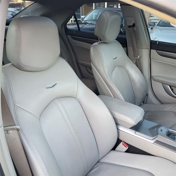Cadillac CTS 3.6L SIDI with Navigation 2009