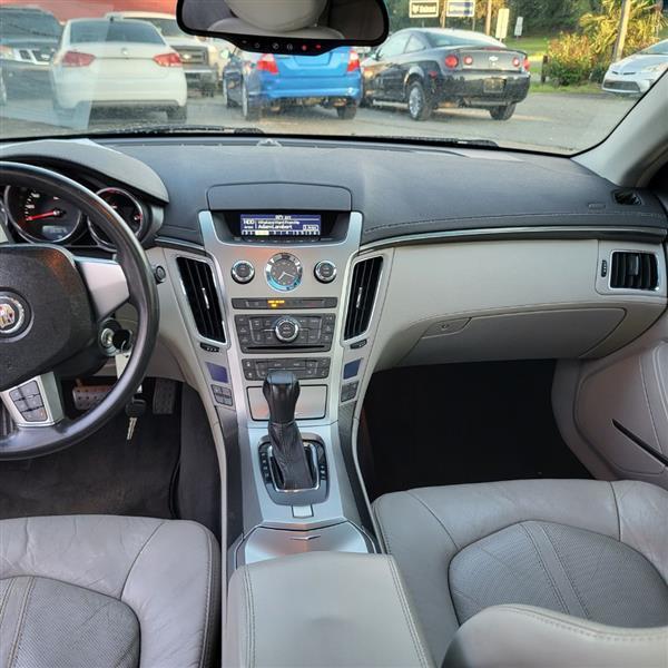 Cadillac CTS 3.6L SIDI with Navigation 2009