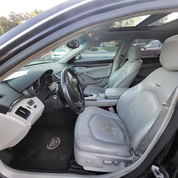 Cadillac CTS 3.6L SIDI with Navigation 2009