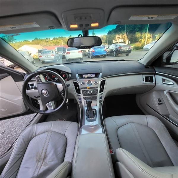 Cadillac CTS 3.6L SIDI with Navigation 2009