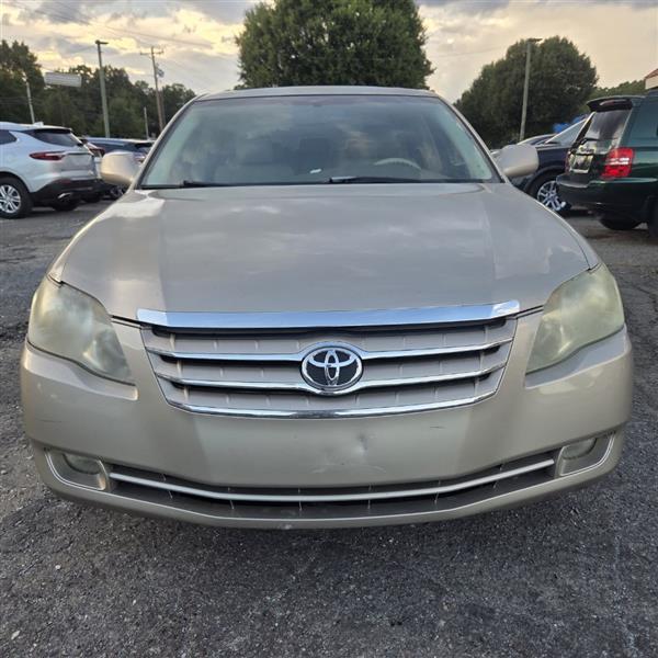 Toyota Avalon XL 2006