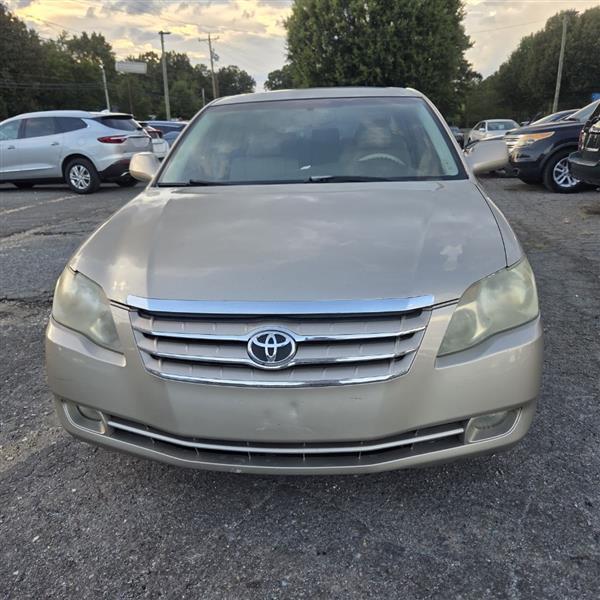 Toyota Avalon XL 2006
