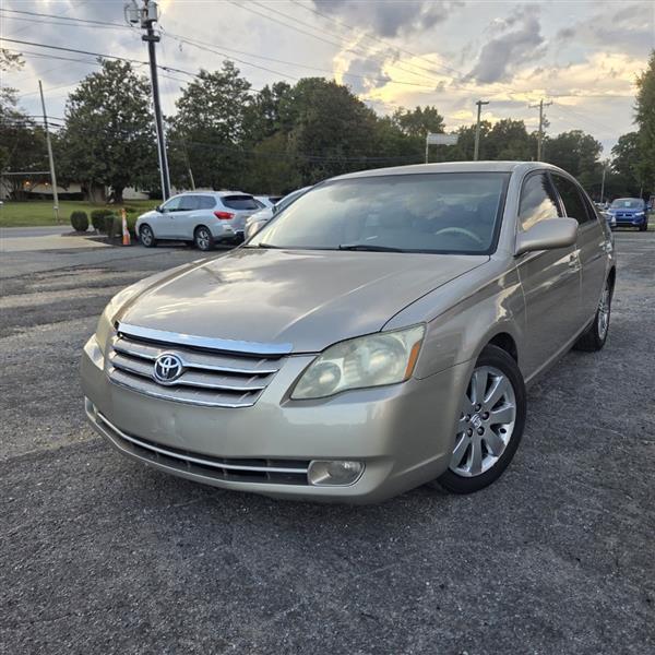 Toyota Avalon XL 2006