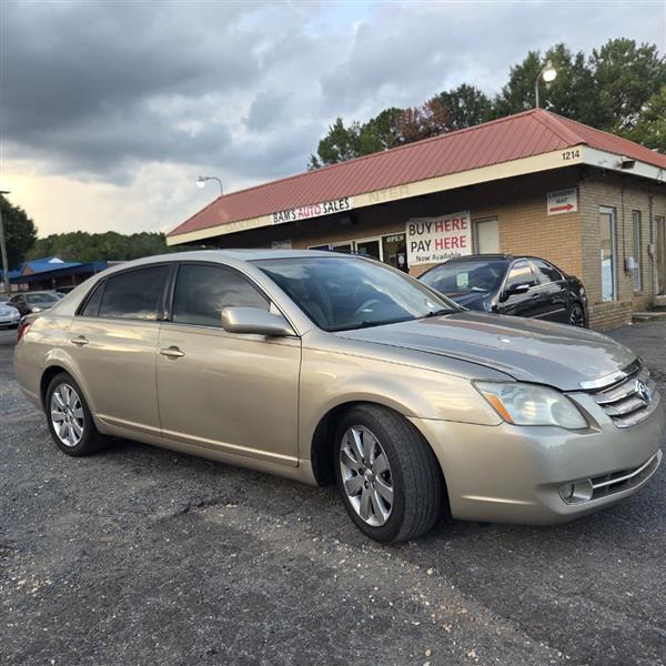 Toyota Avalon XL 2006