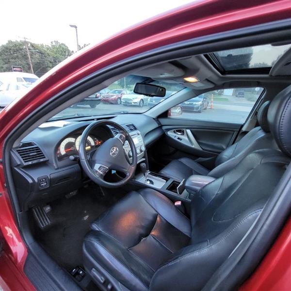 Toyota Camry SE V6 6-Spd AT 2009