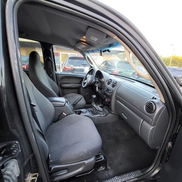 Jeep Liberty Sport 4WD 2003