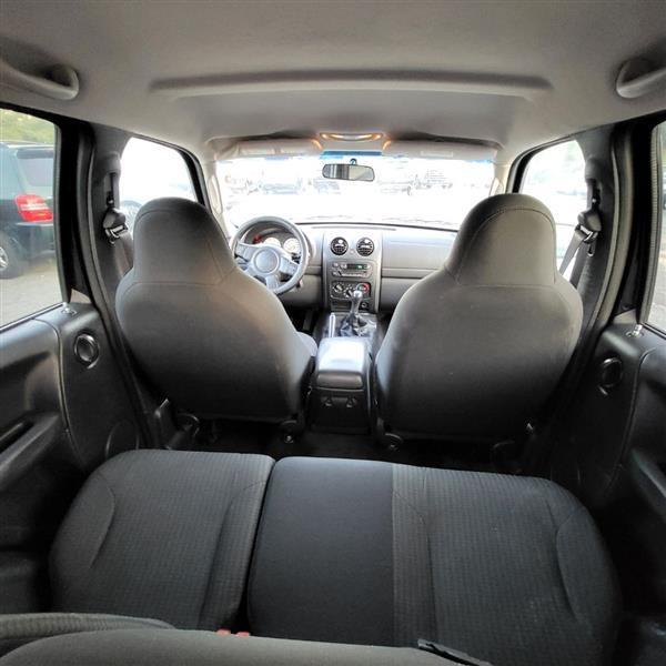 Jeep Liberty Sport 4WD 2003