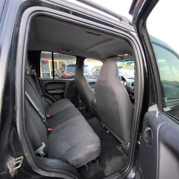 Jeep Liberty Sport 4WD 2003