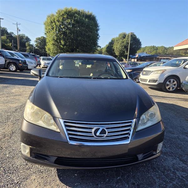Lexus ES 350 Sedan 2010