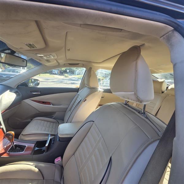 Lexus ES 350 Sedan 2010