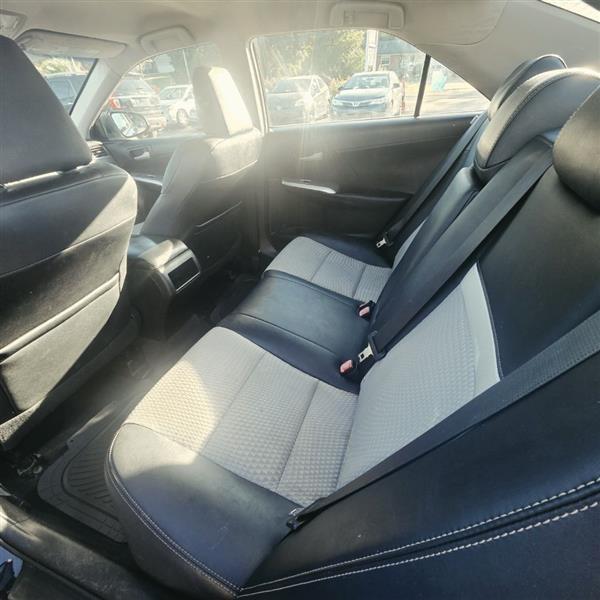 Toyota Camry SE 2012