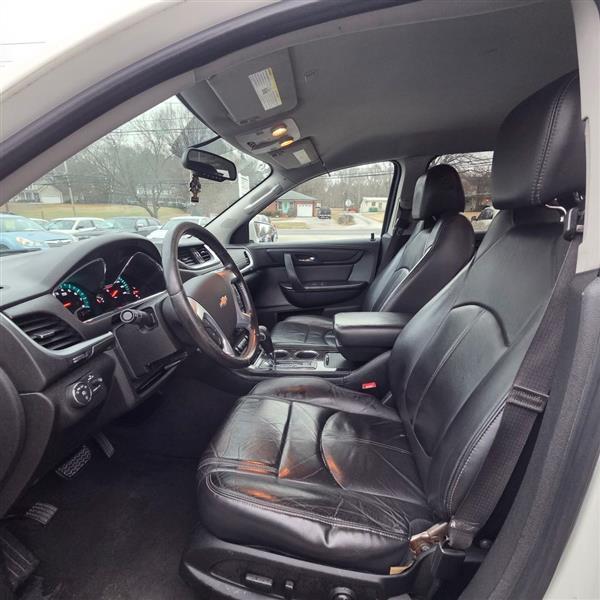 Chevrolet Traverse 2LT FWD 2015