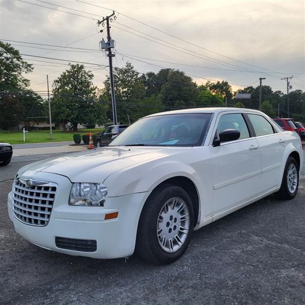 Chrysler 300 Base 2006